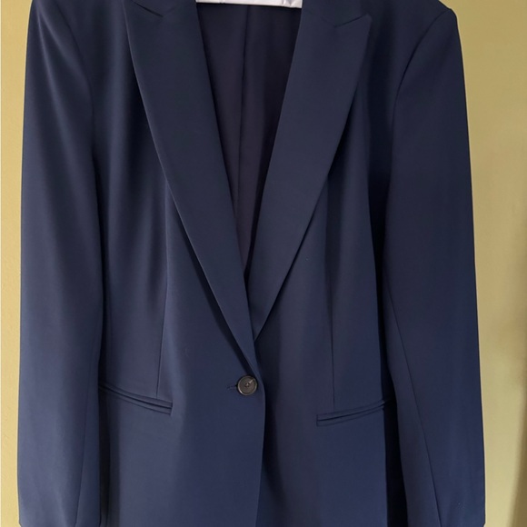 Ann Taylor Classic Navy Blazer - Picture 5 of 10